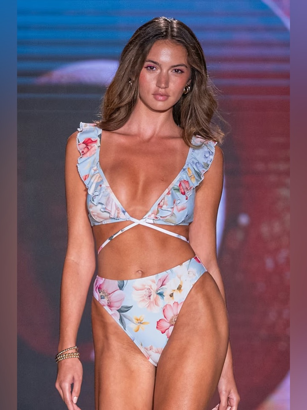 NWOT Cupshe Floral Ruffle Triangle Bikini Set in Pastel Pink, Green & Blue - Picture 3 of 3